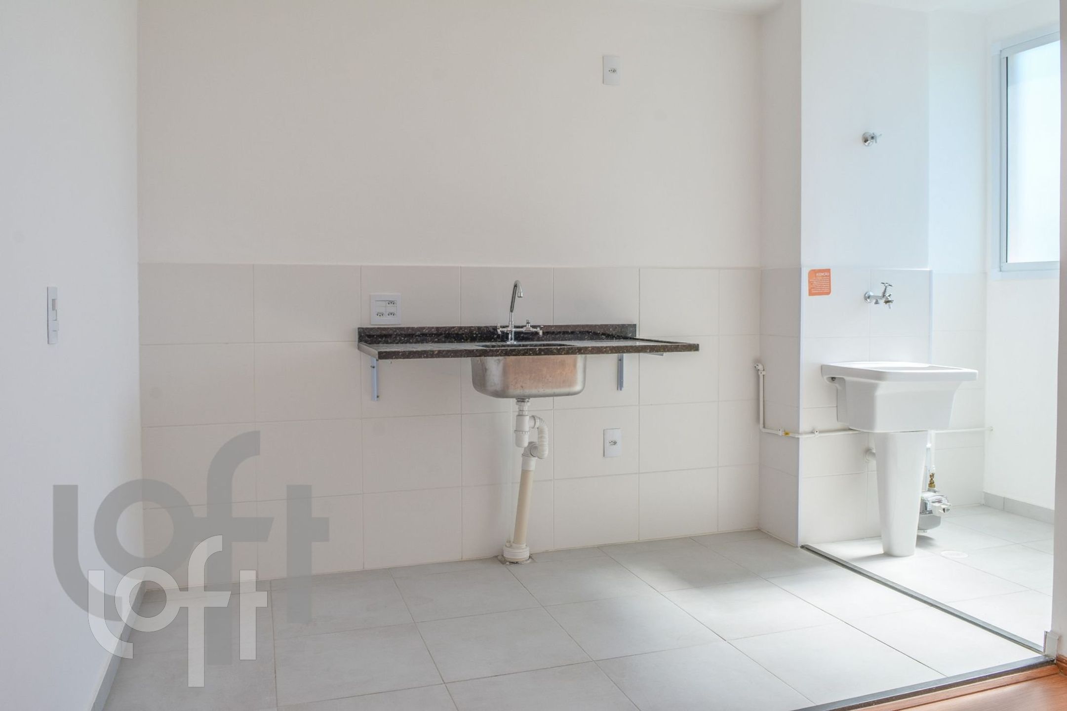 Apartamento à venda com 2 quartos, 42m² - Foto 21