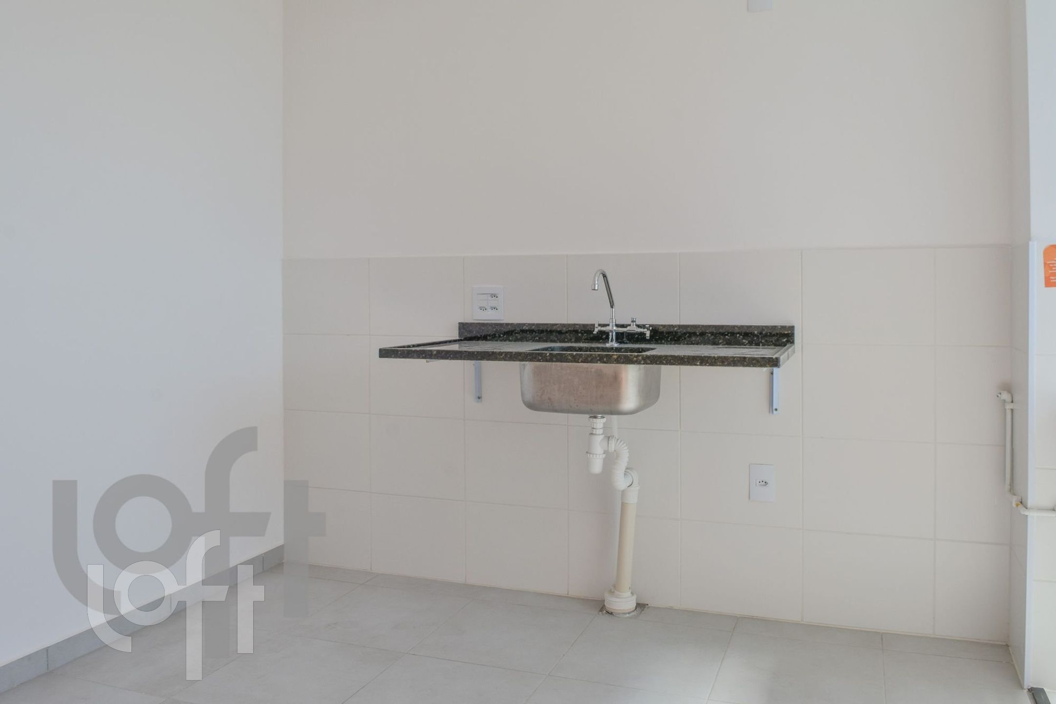 Apartamento à venda com 2 quartos, 42m² - Foto 19