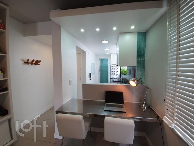 Apartamento com 39m², 1 dormitório, 1 vaga, Bela Vista em Porto Alegre