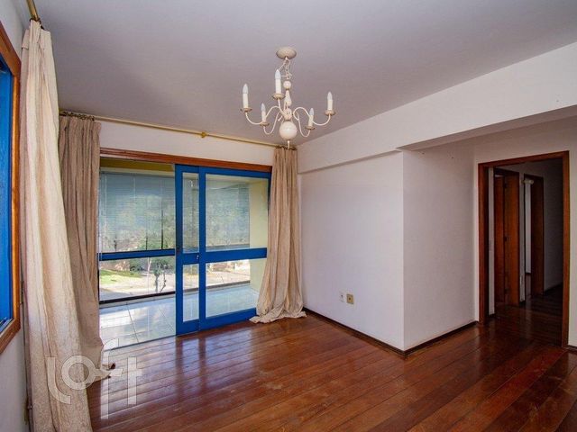 Apartamento com 102m², 3 dormitórios, 1 vaga, Chácara das Pedras em Porto Alegre