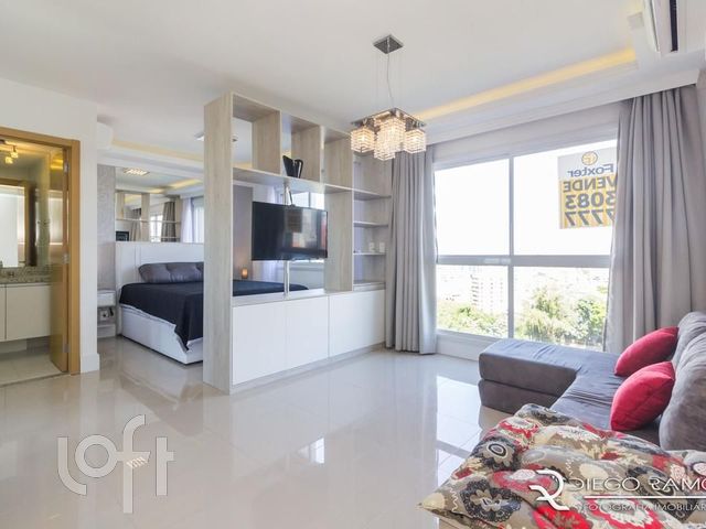 Apartamento com 45m², 1 dormitório, 1 vaga, Petrópolis em Porto Alegre