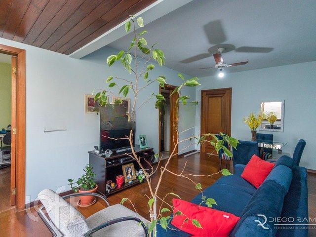 Apartamento com 50m², 1 dormitório, 1 suíte, Auxiliadora em Porto Alegre