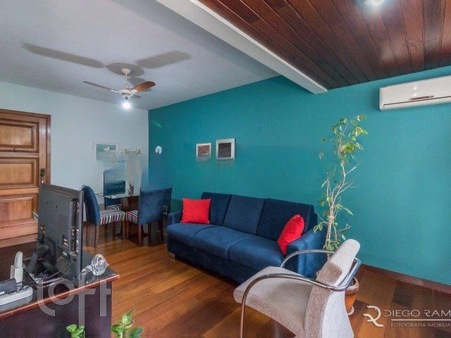 Apartamento com 50m², 1 dormitório, 1 suíte, Auxiliadora em Porto Alegre