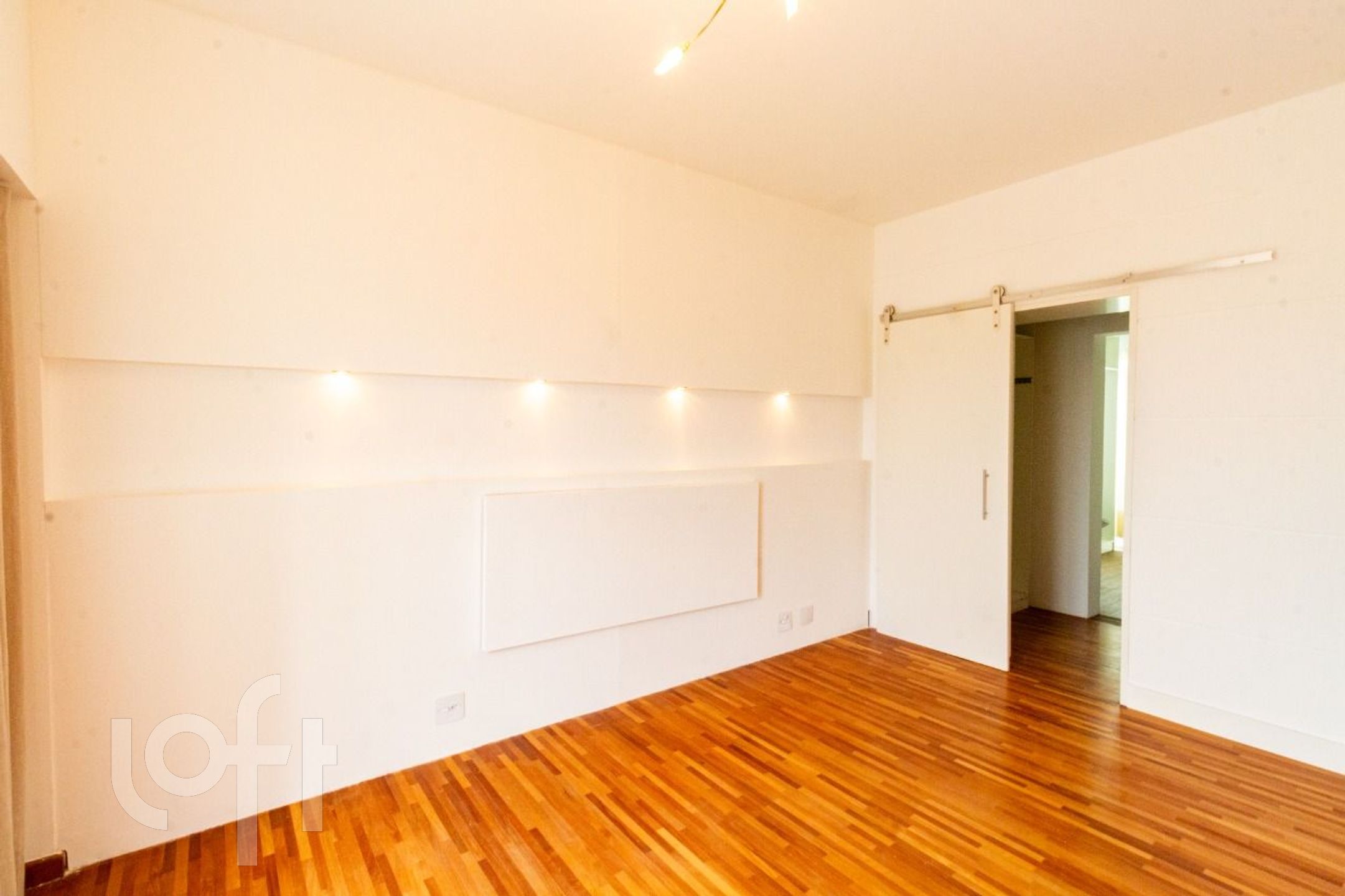 Apartamento à venda com 4 quartos, 290m² - Foto 36