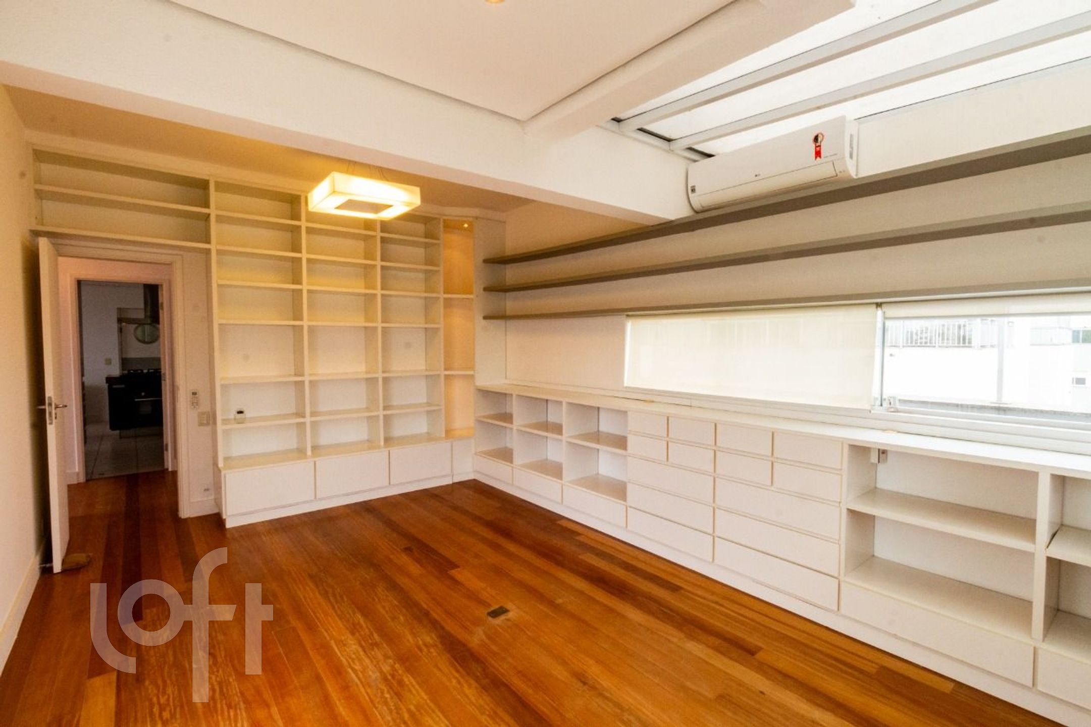 Apartamento à venda com 4 quartos, 290m² - Foto 12