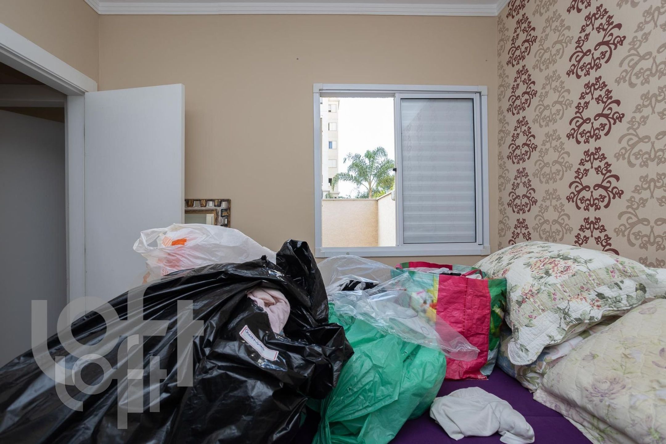 Apartamento à venda com 3 quartos, 95m² - Foto 3