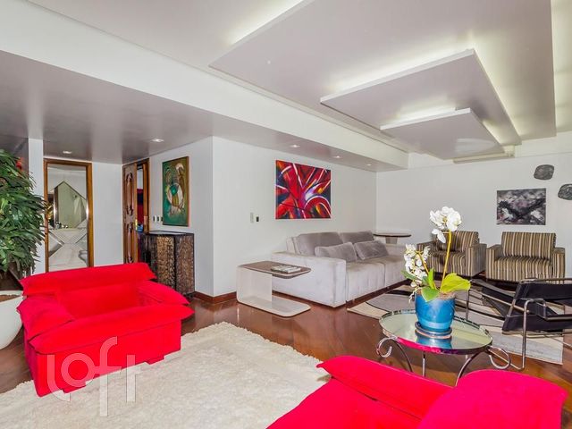 Apartamento com 299m², 4 dormitórios, 4 suítes, 3 vagas, Bela Vista em Porto Alegre
