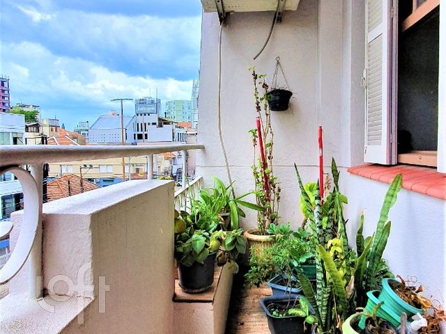 Apartamento com 103m², 3 dormitórios, Floresta em Porto Alegre