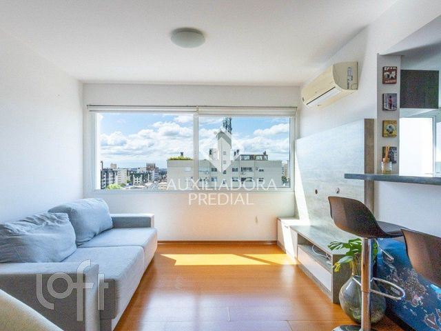 Apartamento com 62m², 2 dormitórios, 1 suíte, 2 vagas, Higienópolis em Porto Alegre