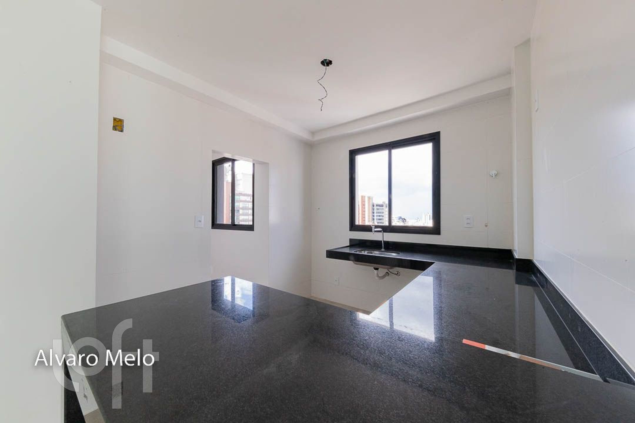 Apartamento à venda com 3 quartos, 85m² - Foto 5