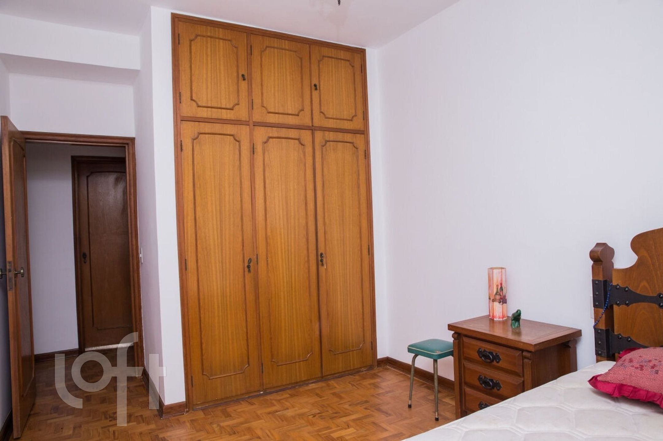 Apartamento à venda com 3 quartos, 160m² - Foto 3