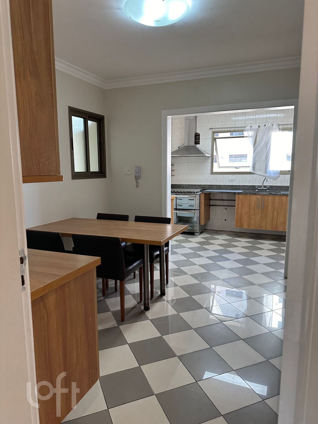 Apartamento à venda com 4 quartos, 200m² - Foto 5