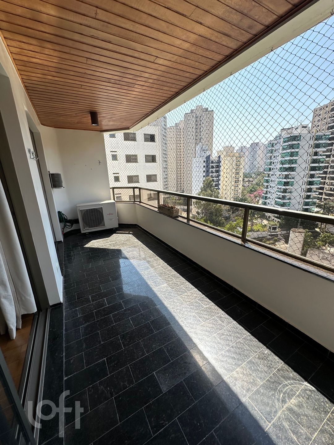 Apartamento à venda com 4 quartos, 200m² - Foto 3