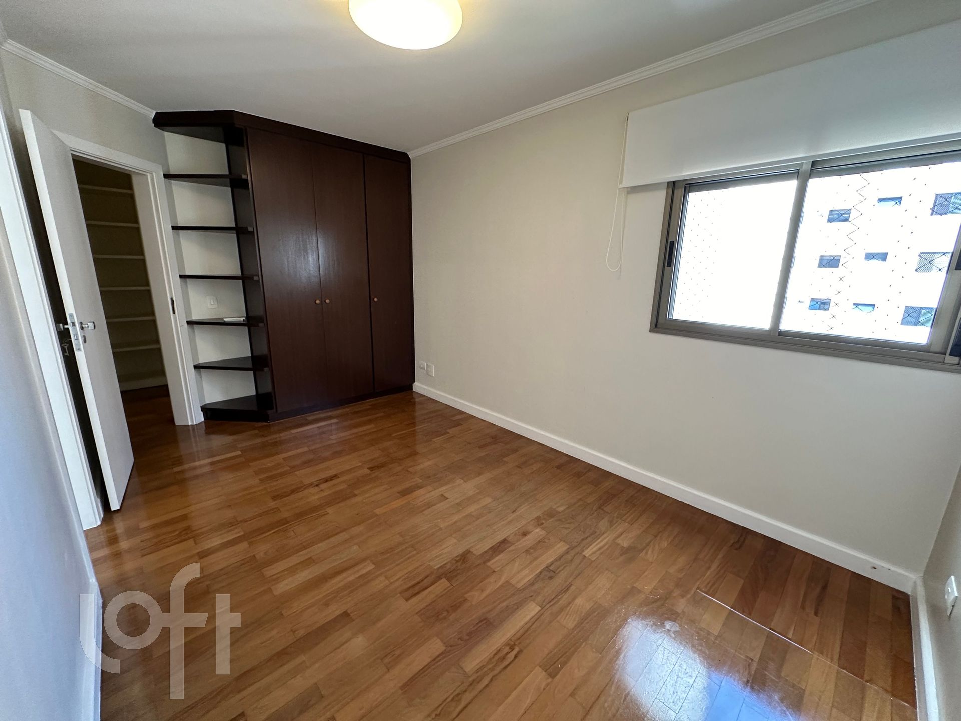 Apartamento à venda com 4 quartos, 200m² - Foto 15