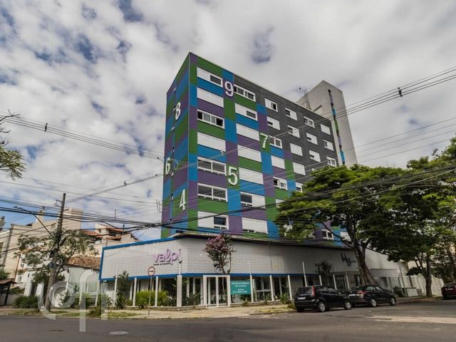 Apartamento com 27m², 1 dormitório, 1 vaga, Santa Cecília em Porto Alegre
