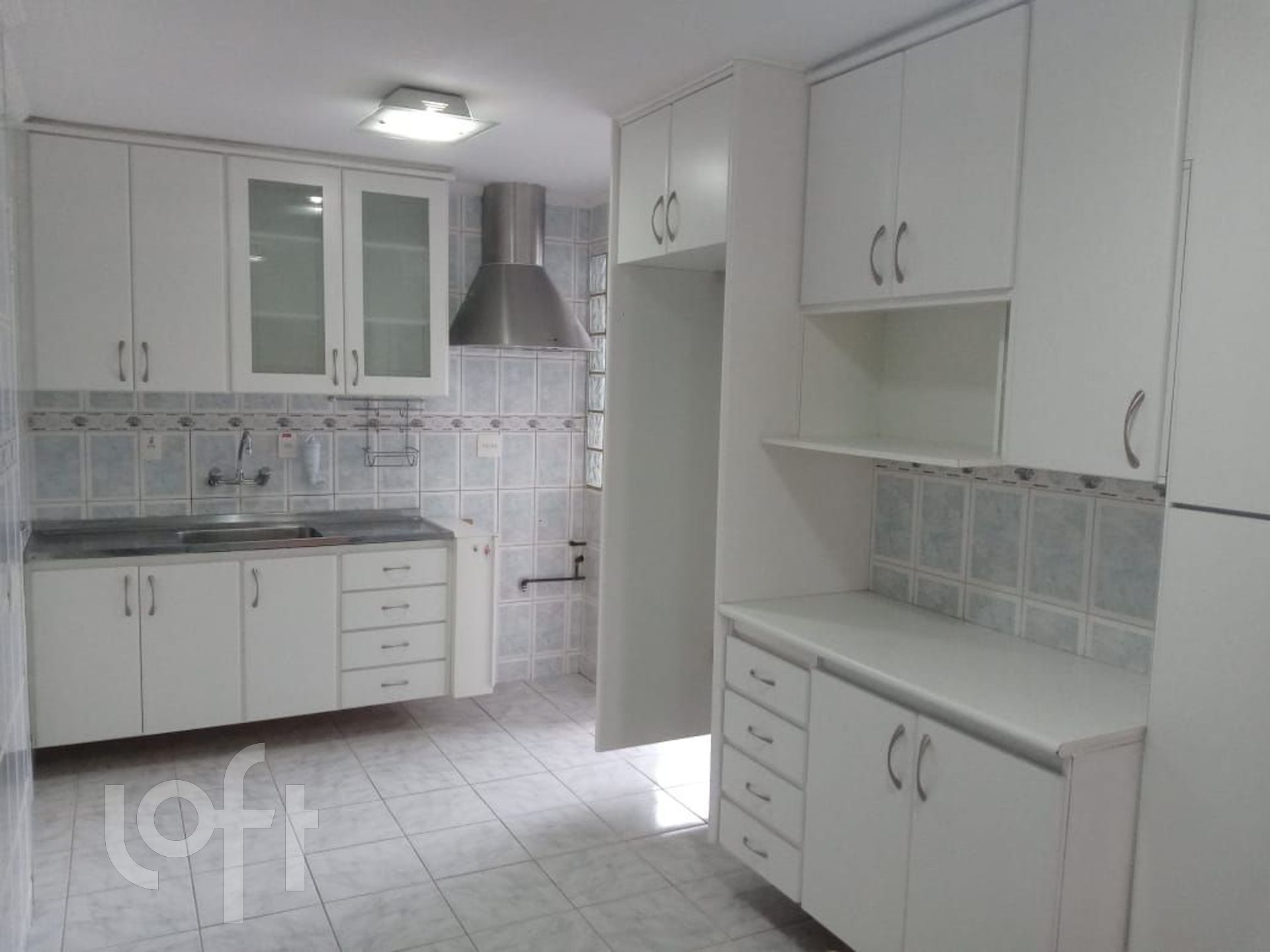 Apartamento à venda com 3 quartos, 120m² - Foto 4