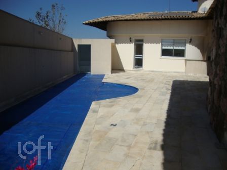 Casa à venda com 3 quartos, 1000m² - Foto 14