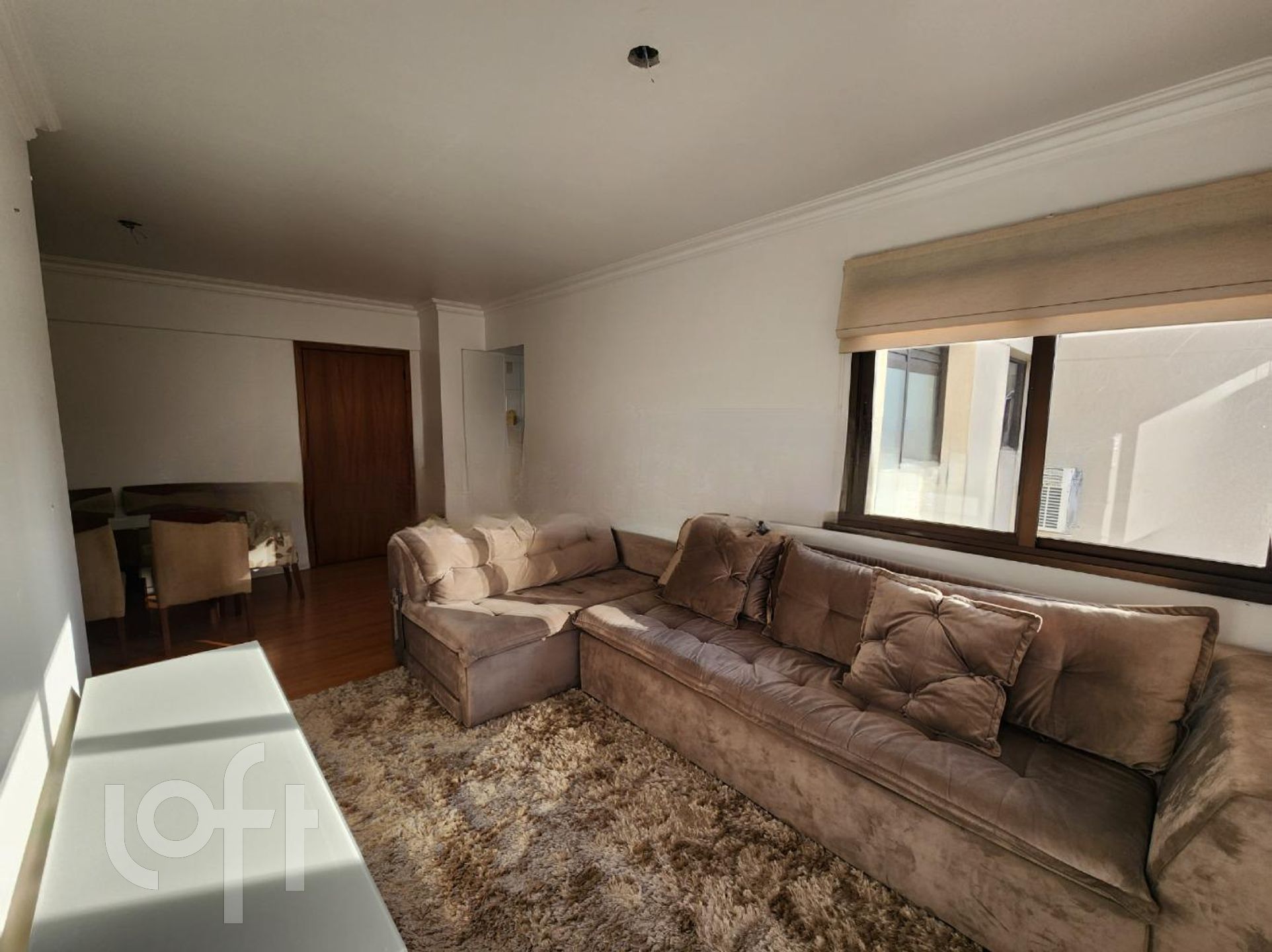 Apartamento com 71m², 2 dormitórios, 1 suíte, 1 vaga, Floresta em Porto Alegre