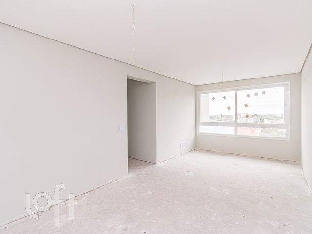Apartamento com 84m², 3 dormitórios, 1 suíte, 2 vagas, Jardim Europa em Porto Alegre