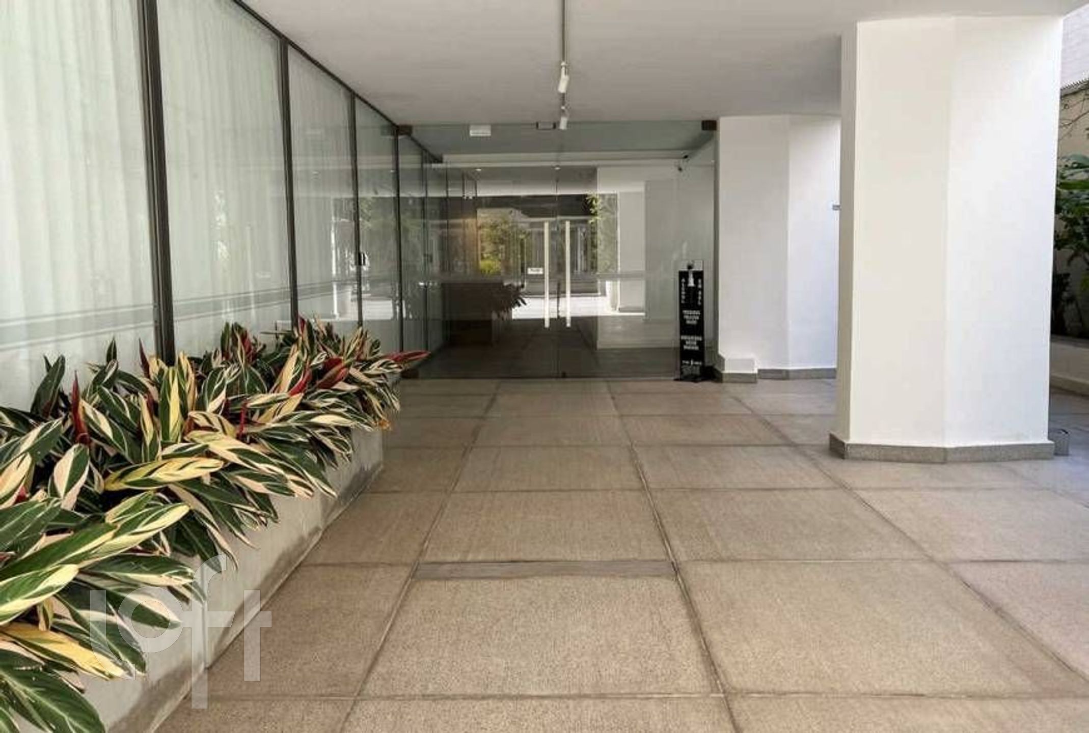 Apartamento à venda com 4 quartos, 375m² - Foto 16