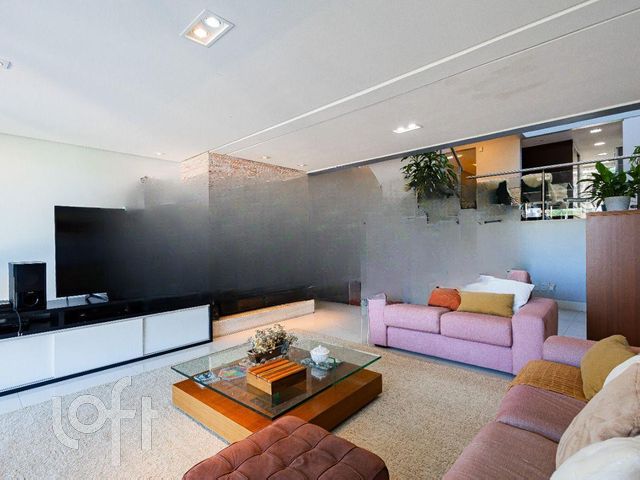 Casa com 425m², 3 dormitórios, 3 suítes, 4 vagas, Chácara das Pedras em Porto Alegre