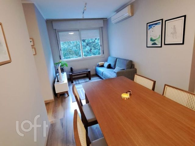 Apartamento com 61m², 2 dormitórios, 1 vaga, Rio Branco em Porto Alegre