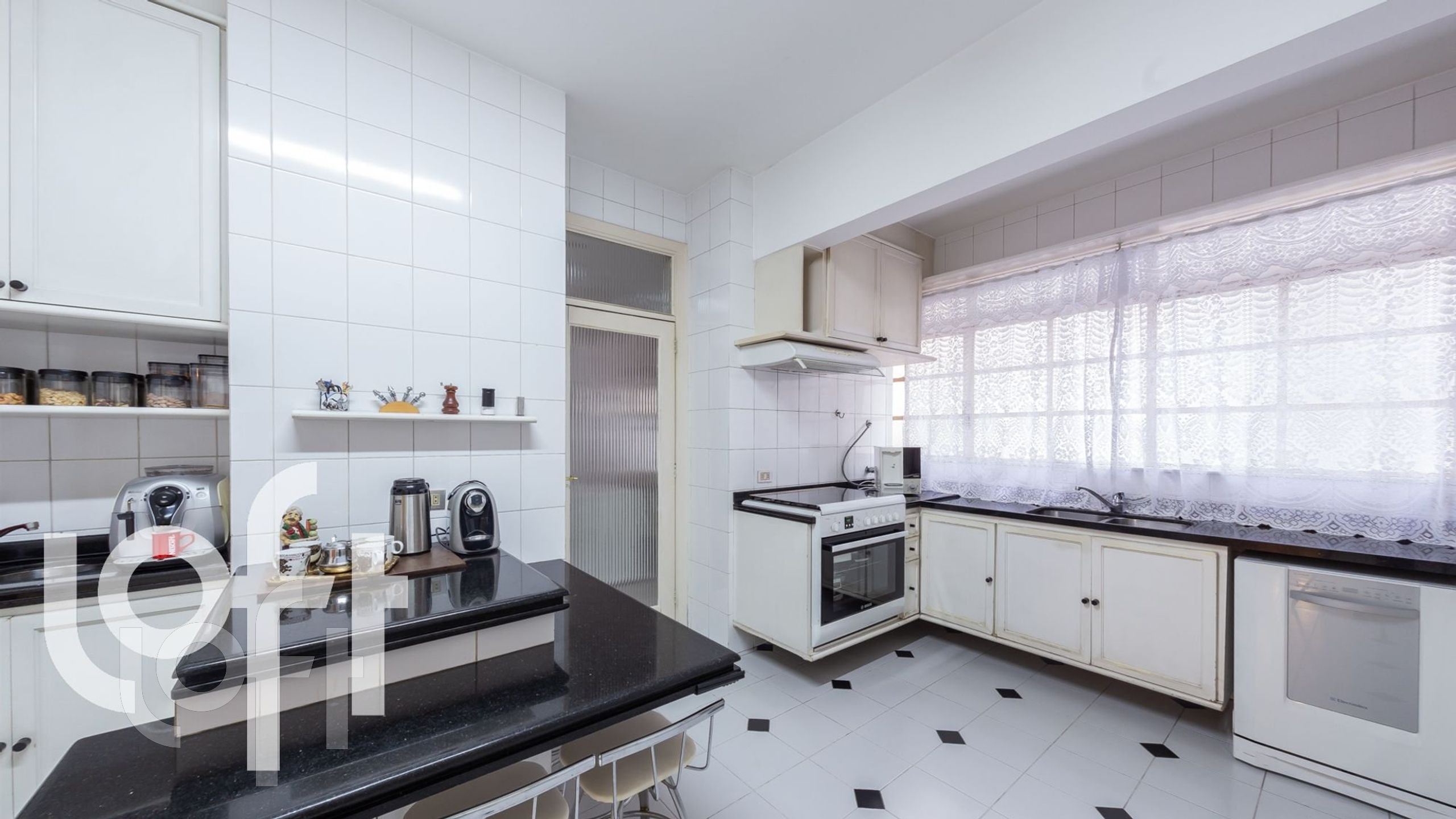 Apartamento à venda com 3 quartos, 259m² - Foto 33