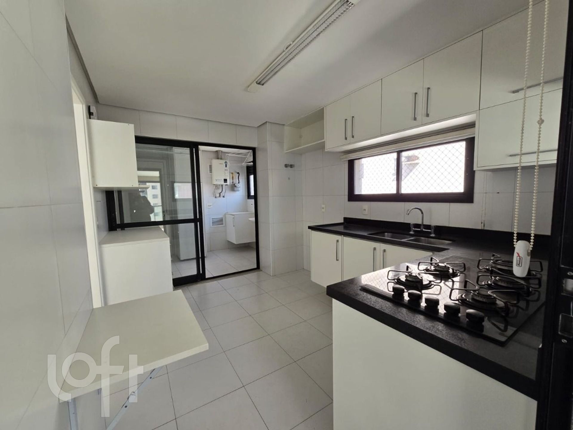 Apartamento à venda com 4 quartos, 176m² - Foto 5