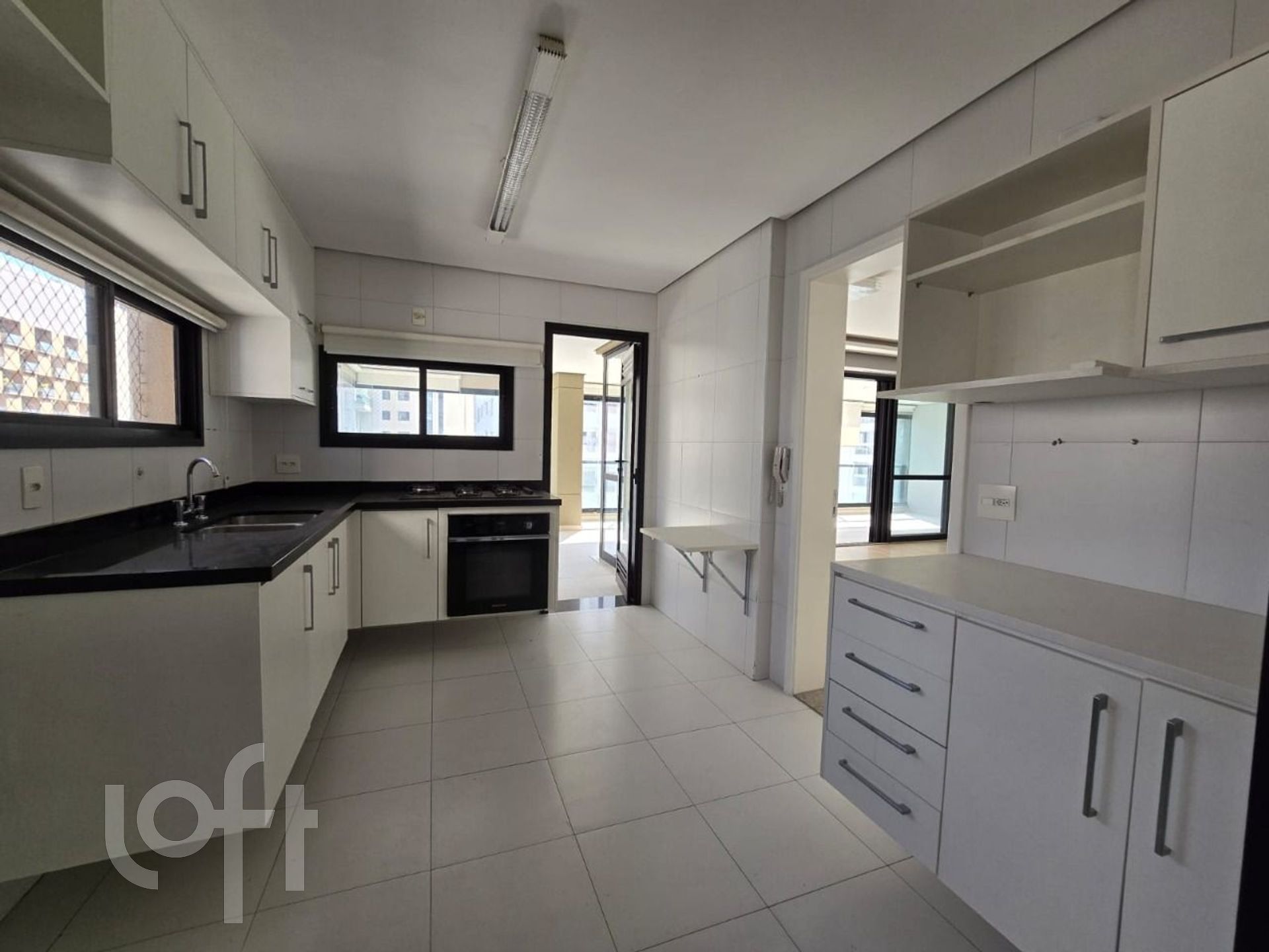 Apartamento à venda com 4 quartos, 176m² - Foto 9