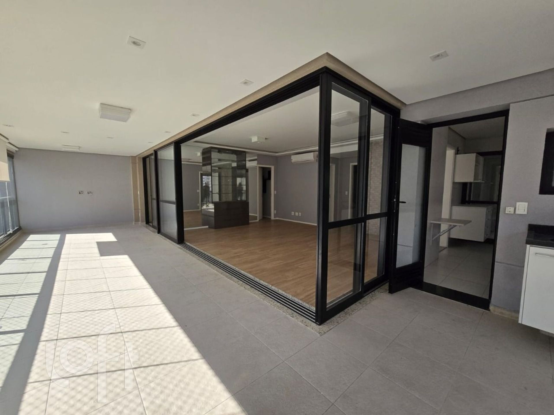 Apartamento à venda com 4 quartos, 176m² - Foto 6