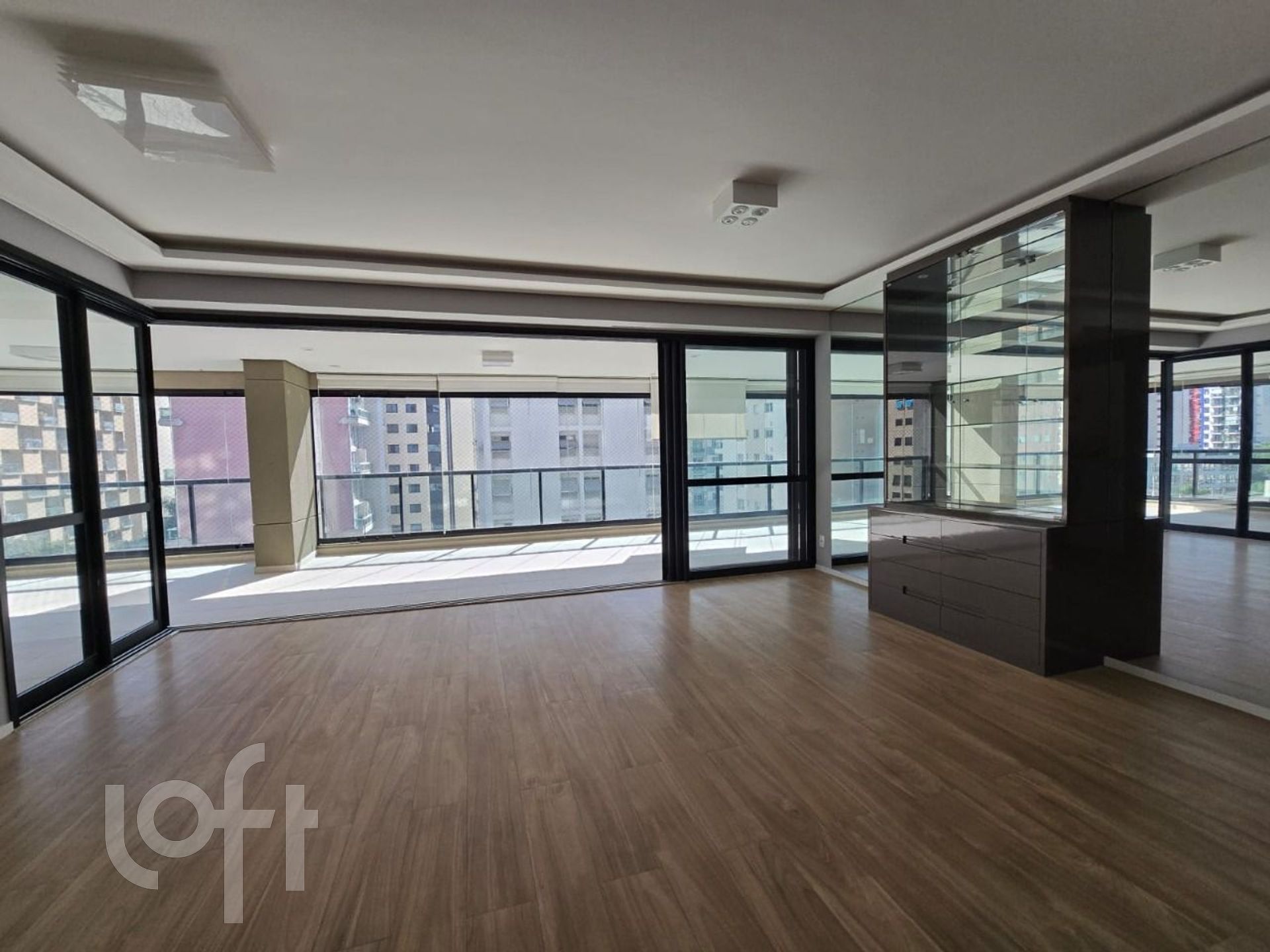 Apartamento à venda com 4 quartos, 176m² - Foto 15