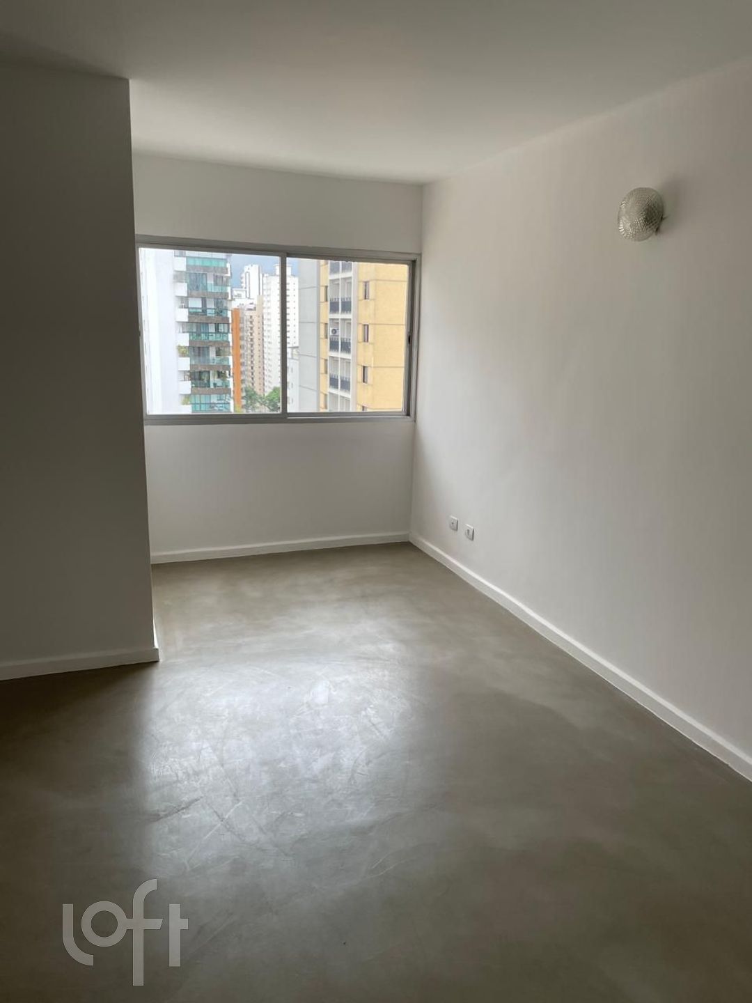 Apartamento à venda em Indianópolis com 60 m², 2 q