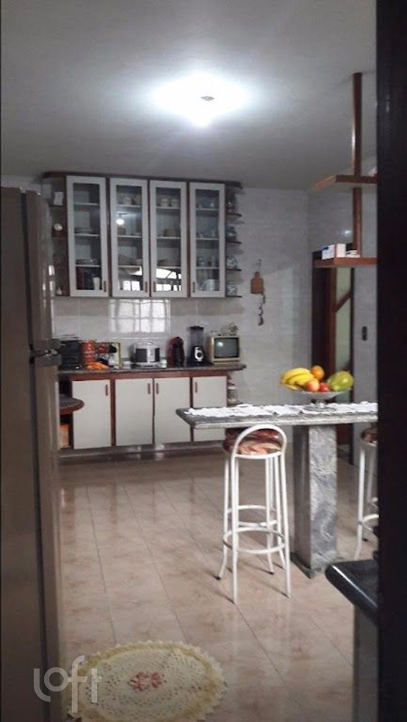 Casa à venda com 3 quartos, 150m² - Foto 8