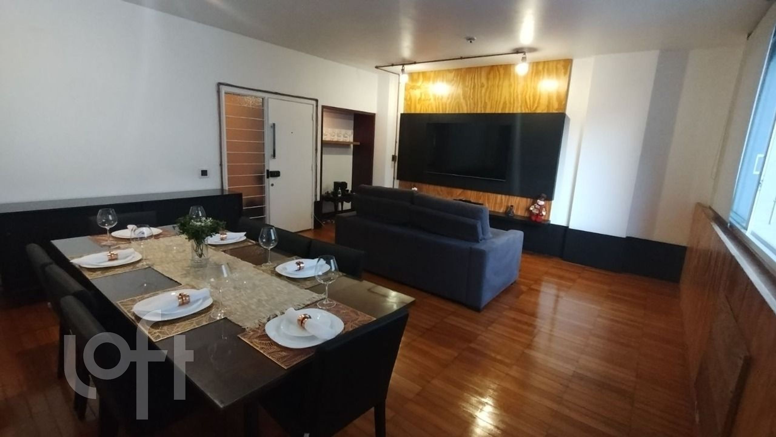 Apartamento à venda com 3 quartos, 130m² - Foto 1