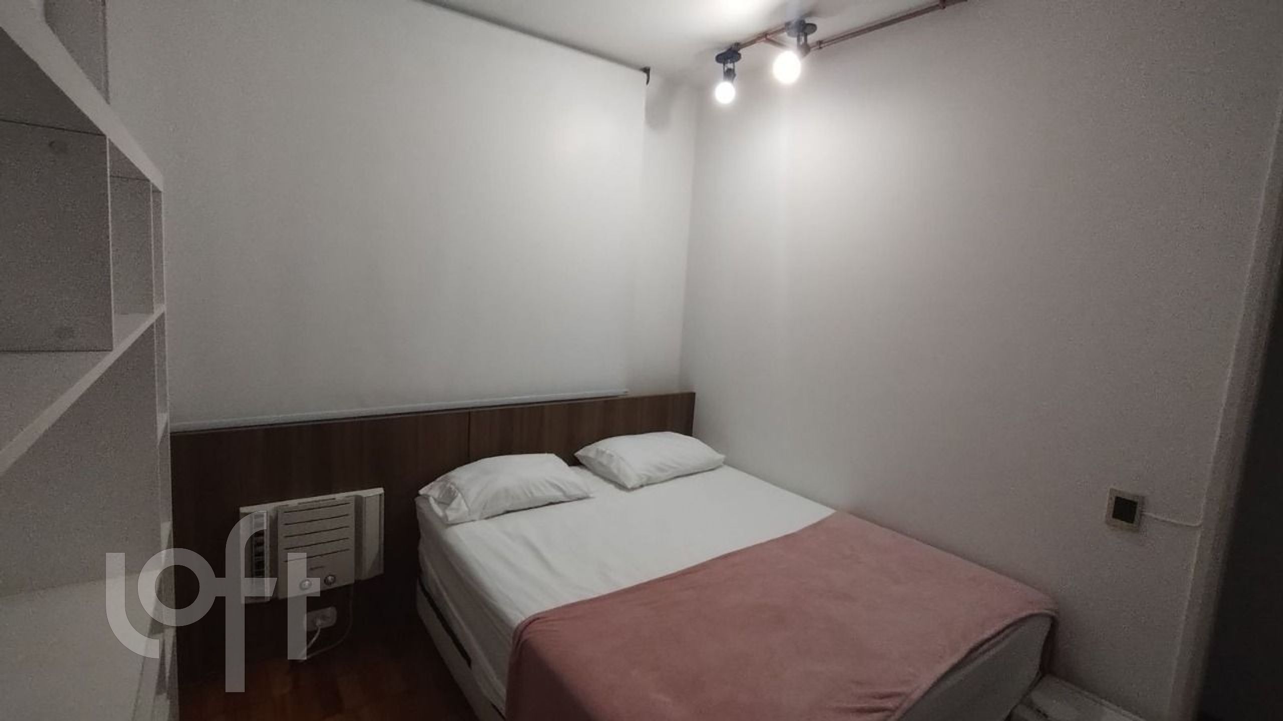 Apartamento à venda com 3 quartos, 130m² - Foto 12