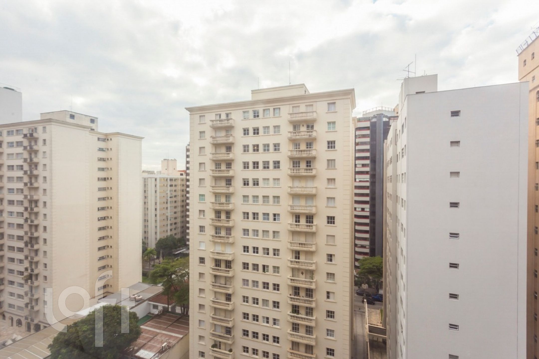 Apartamento à venda com 4 quartos, 181m² - Foto 19