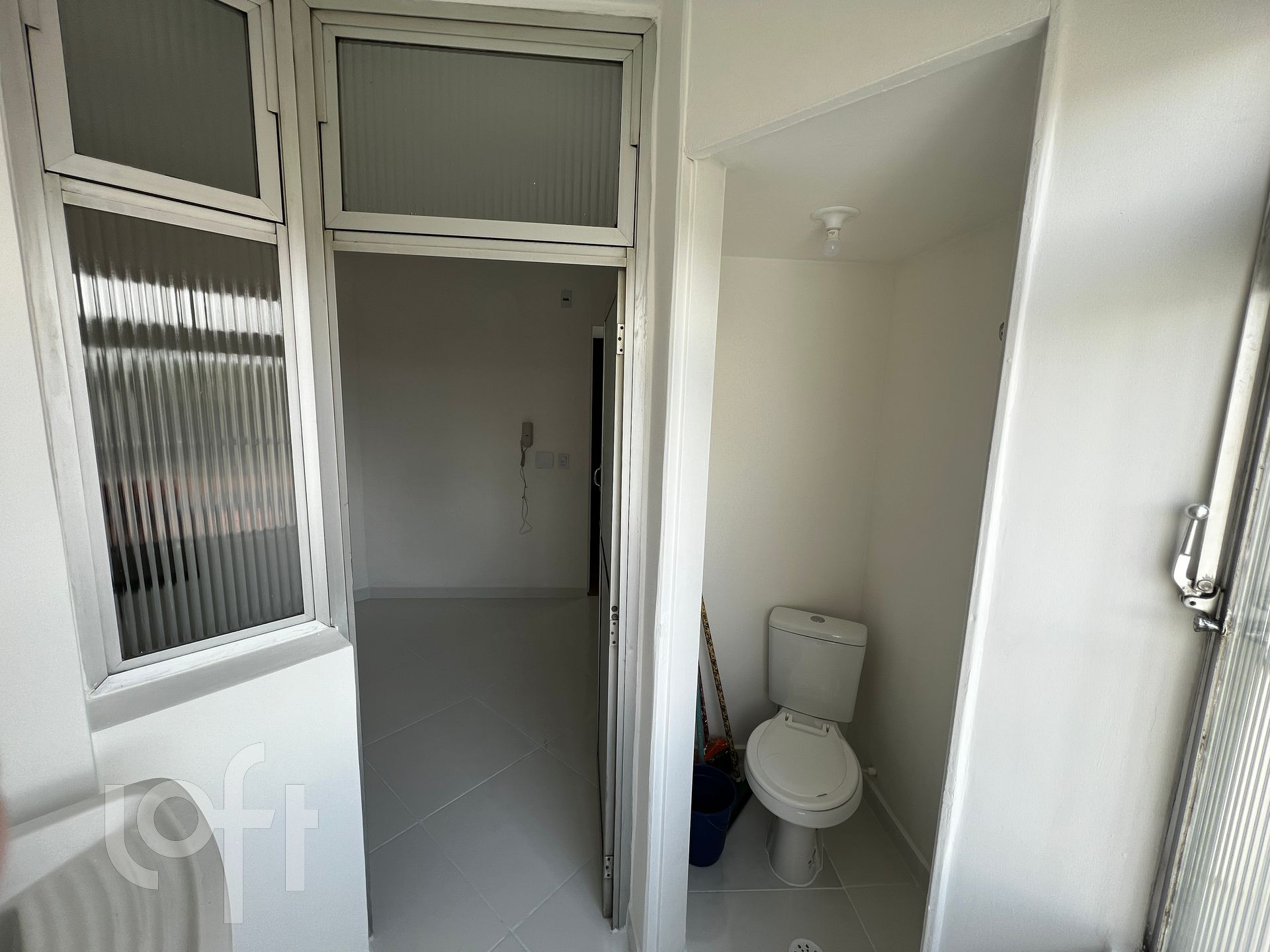 Apartamento à venda com 2 quartos, 62m² - Foto 5