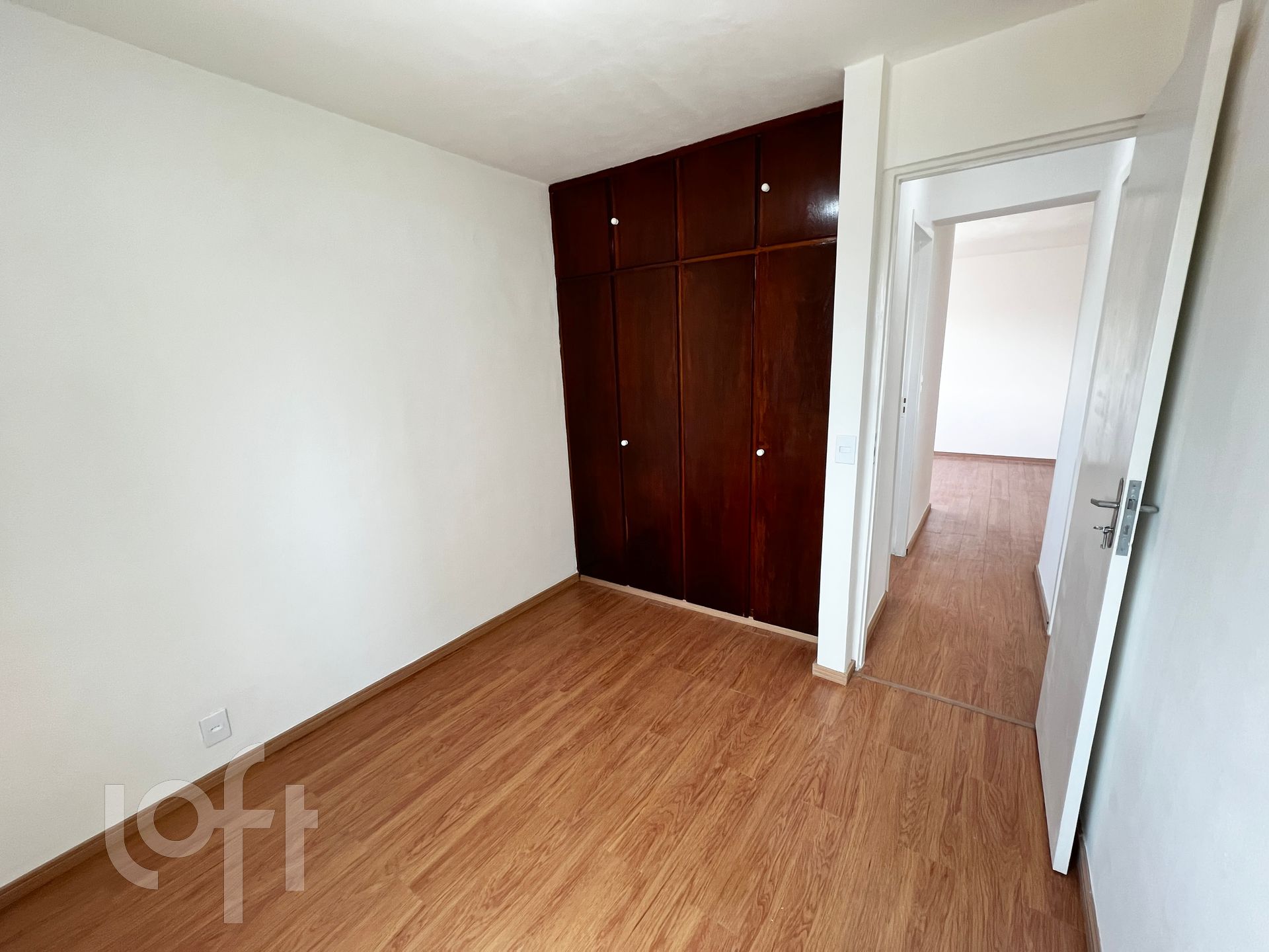 Apartamento à venda com 2 quartos, 62m² - Foto 6