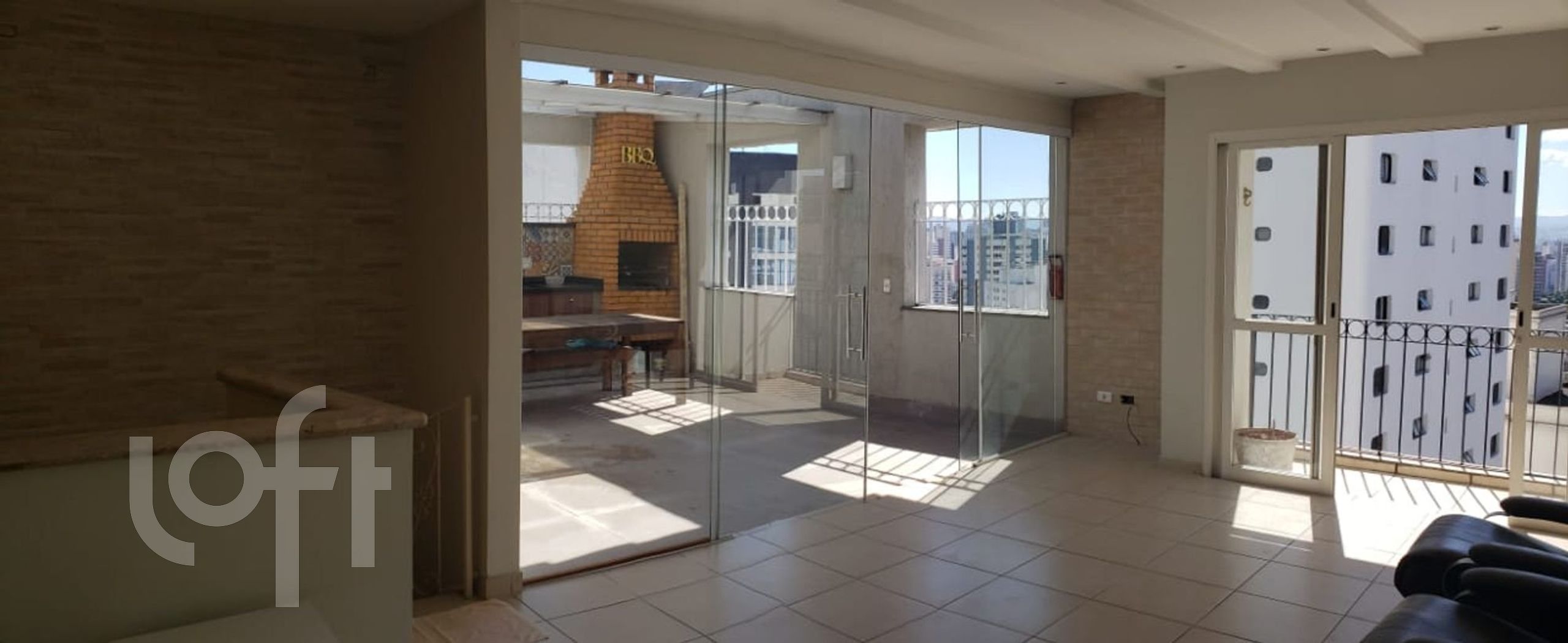 Apartamento à venda com 3 quartos, 200m² - Foto 7