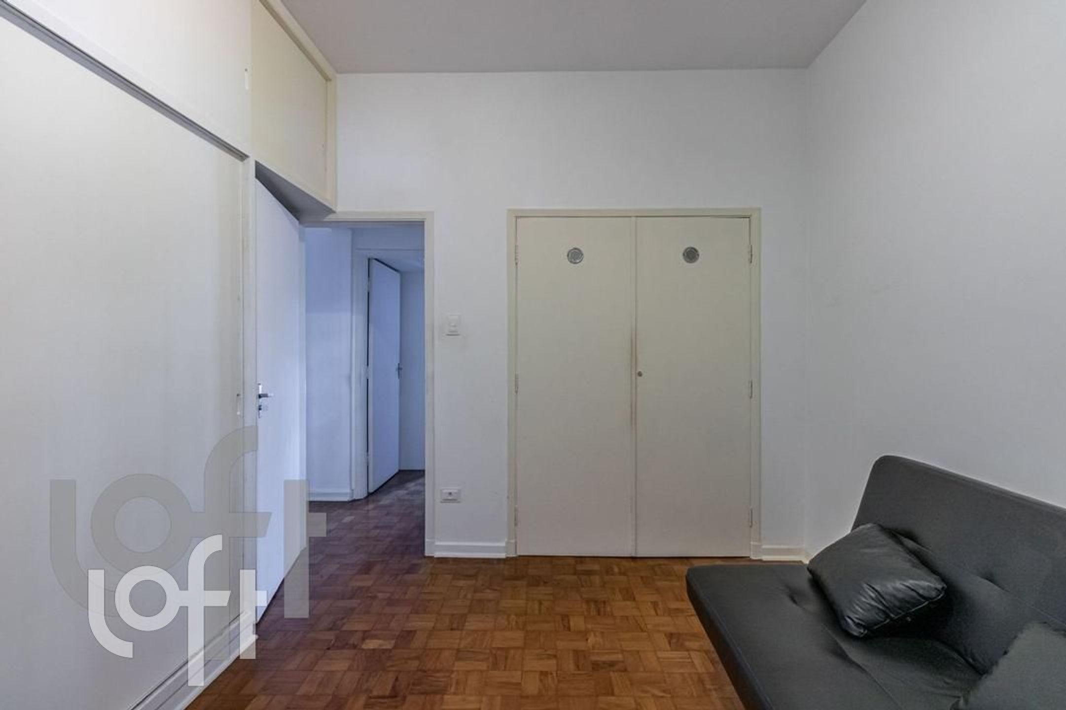 Apartamento à venda com 3 quartos, 159m² - Foto 4