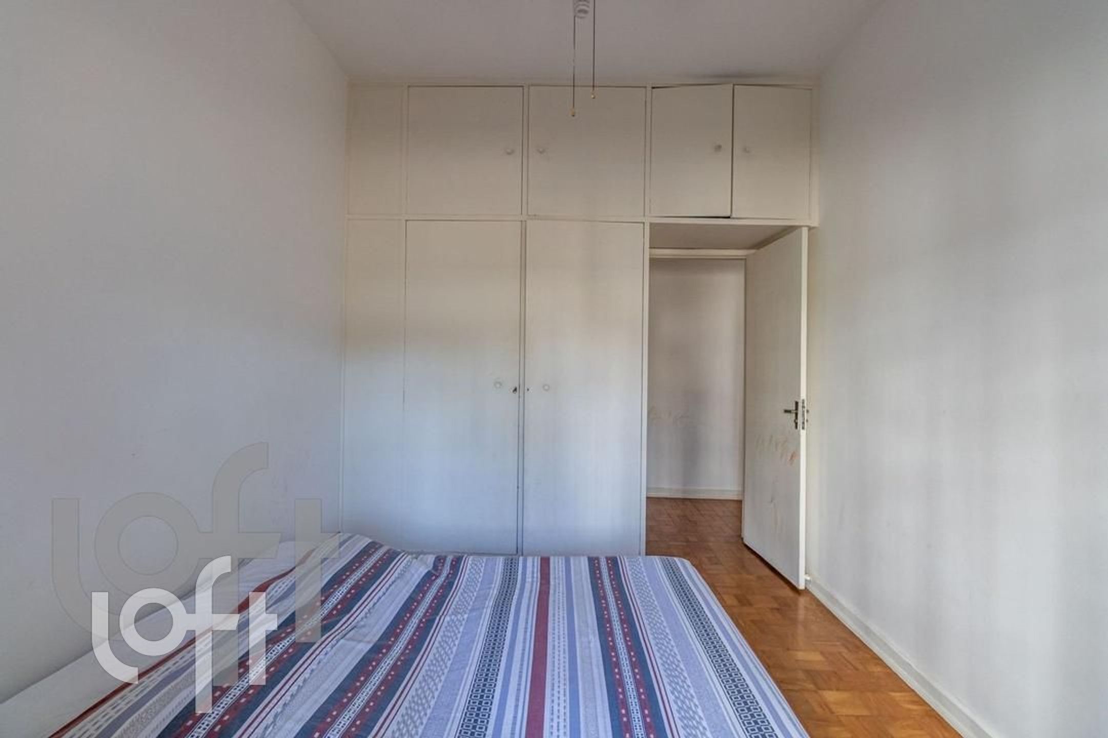 Apartamento à venda com 3 quartos, 159m² - Foto 1