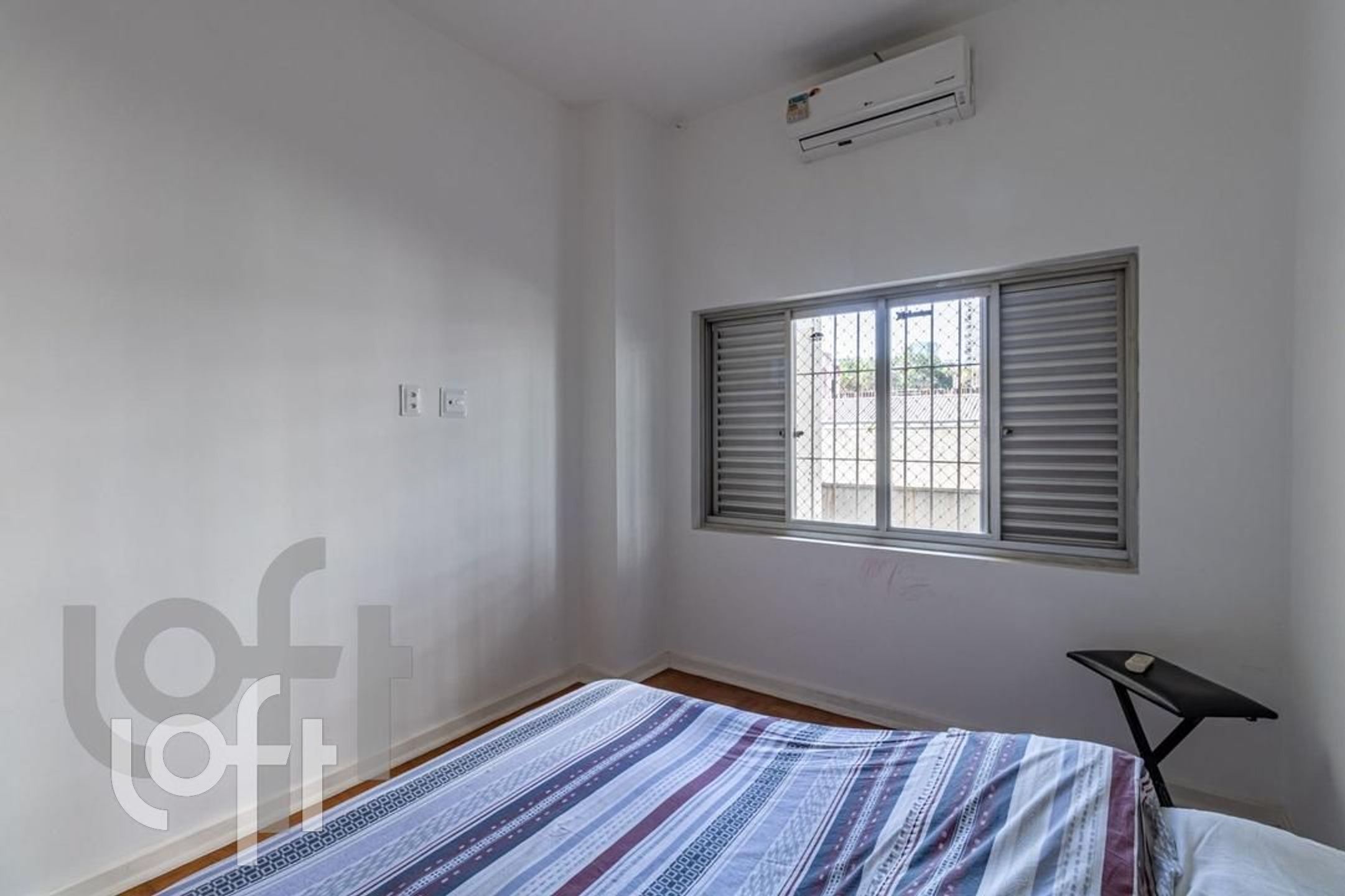 Apartamento à venda com 3 quartos, 159m² - Foto 3