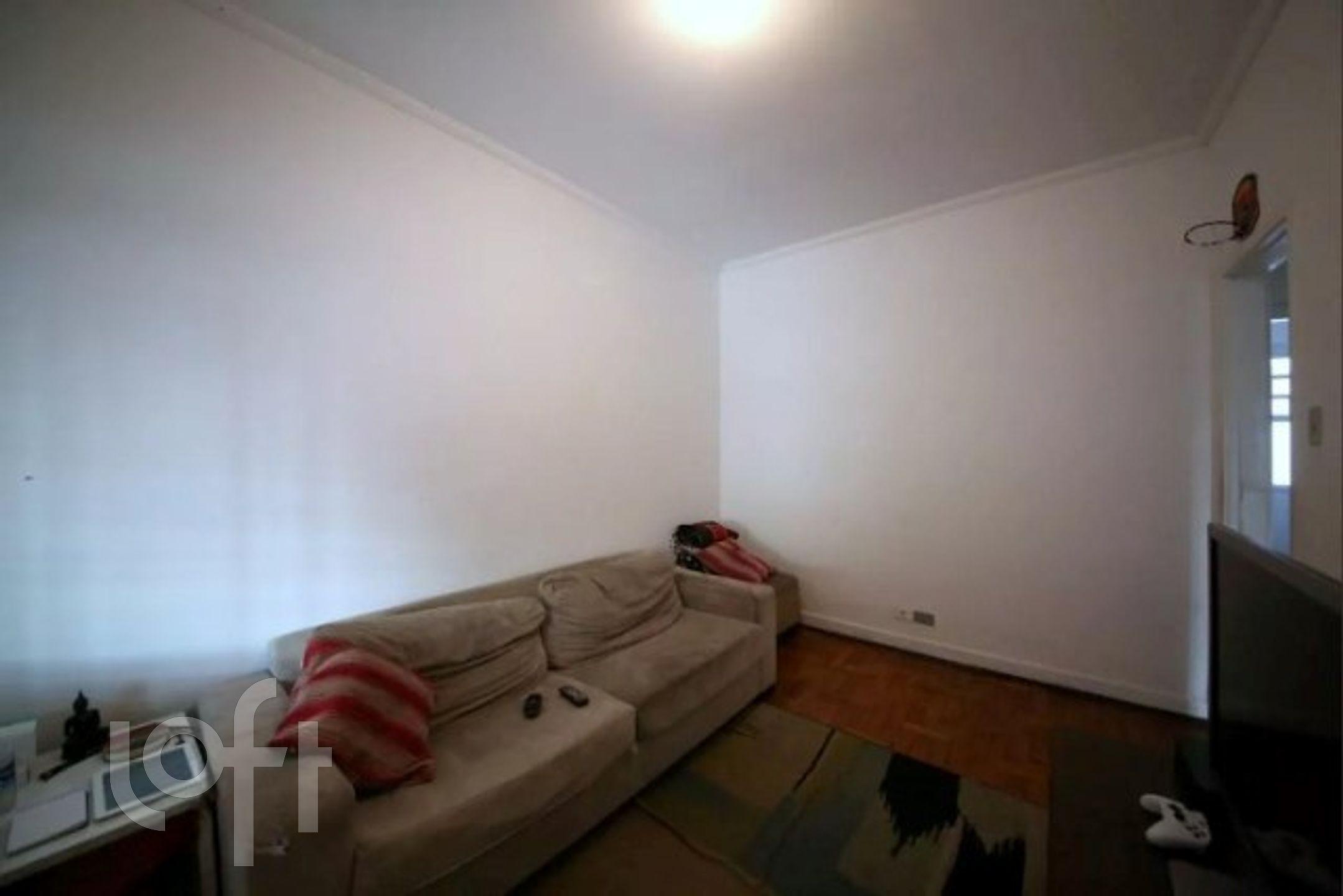 Casa à venda com 2 quartos, 90m² - Foto 2