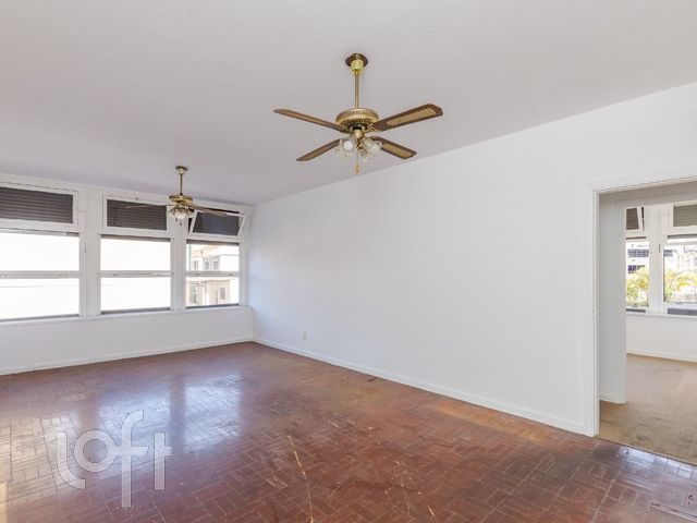 Apartamento com 127m², 3 dormitórios, 1 suíte, 1 vaga, Menino Deus em Porto Alegre