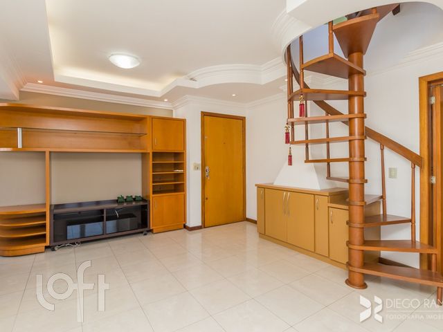 Apartamento com 167m², 3 dormitórios, 2 suítes, 2 vagas, Higienópolis em Porto Alegre