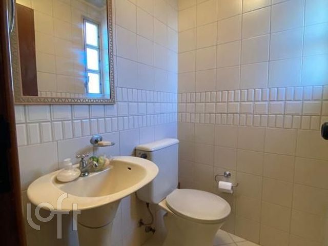 Apartamento com 380m², 4 dormitórios, 1 suíte, 2 vagas, Menino Deus em Porto Alegre