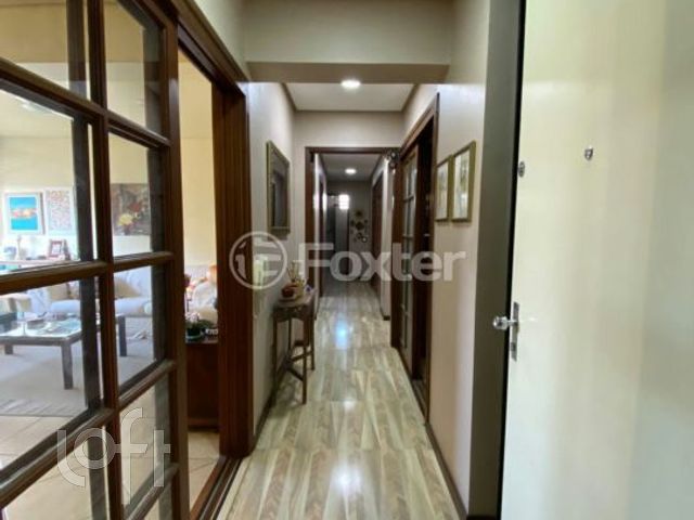 Apartamento com 380m², 4 dormitórios, 1 suíte, 2 vagas, Menino Deus em Porto Alegre