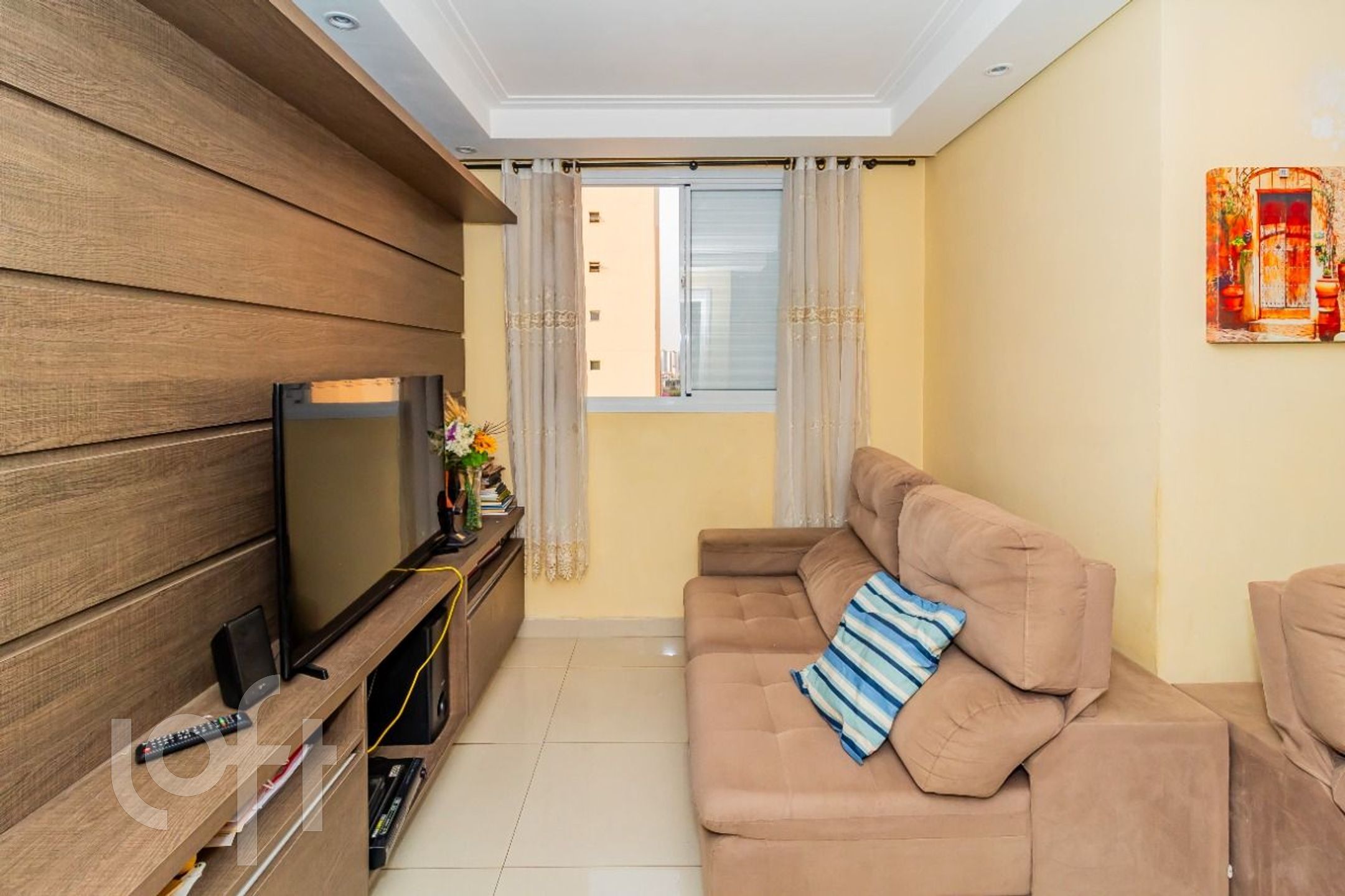 Apartamento à venda com 3 quartos, 73m² - Foto 2