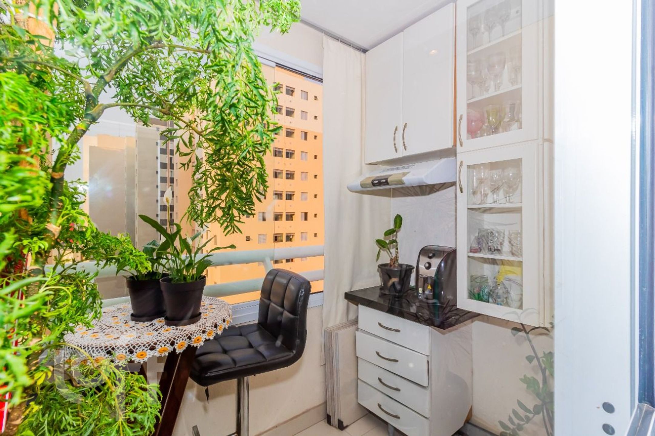 Apartamento à venda com 3 quartos, 73m² - Foto 7