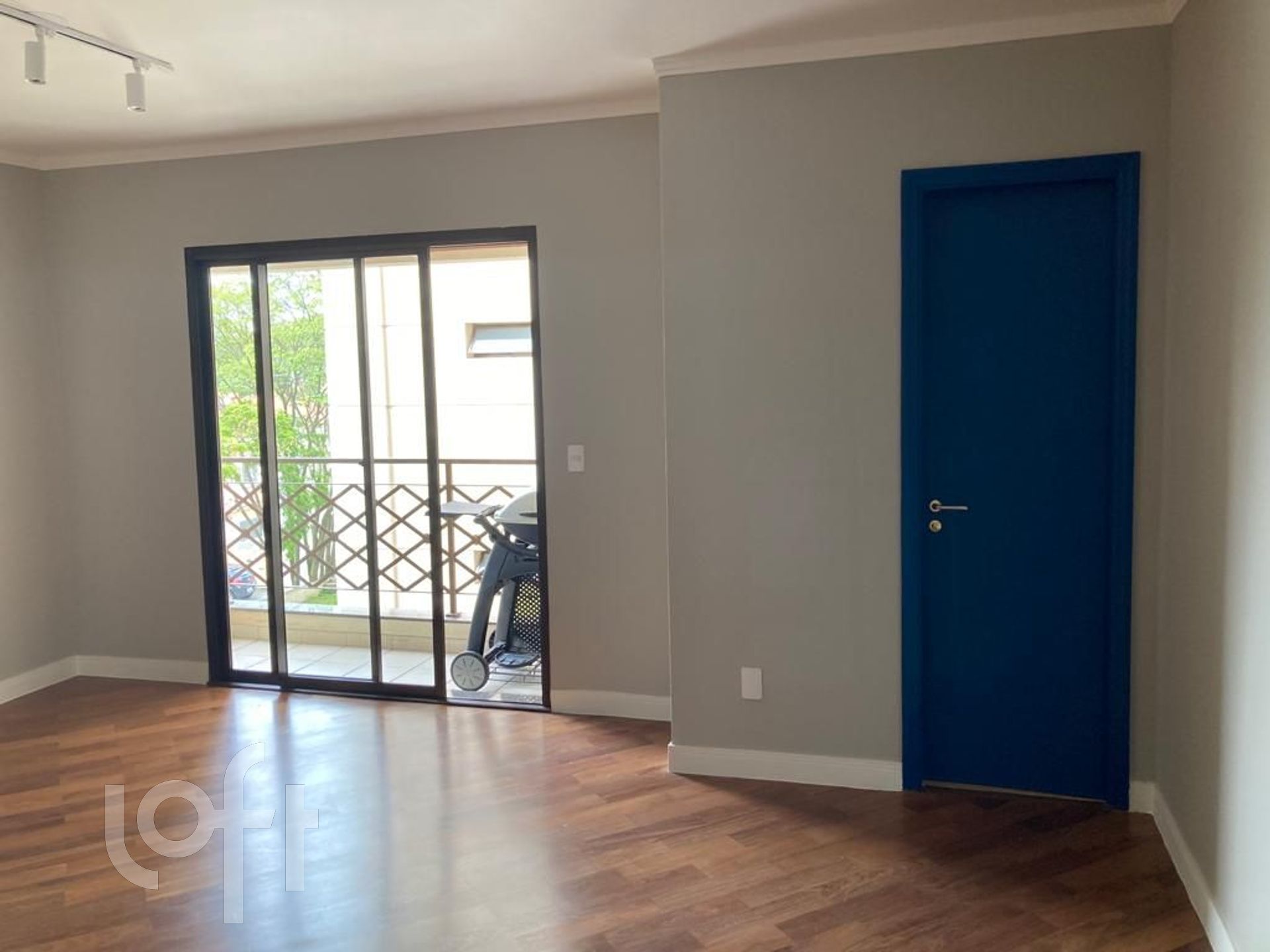 Apartamento à venda com 3 quartos, 86m² - Foto 1